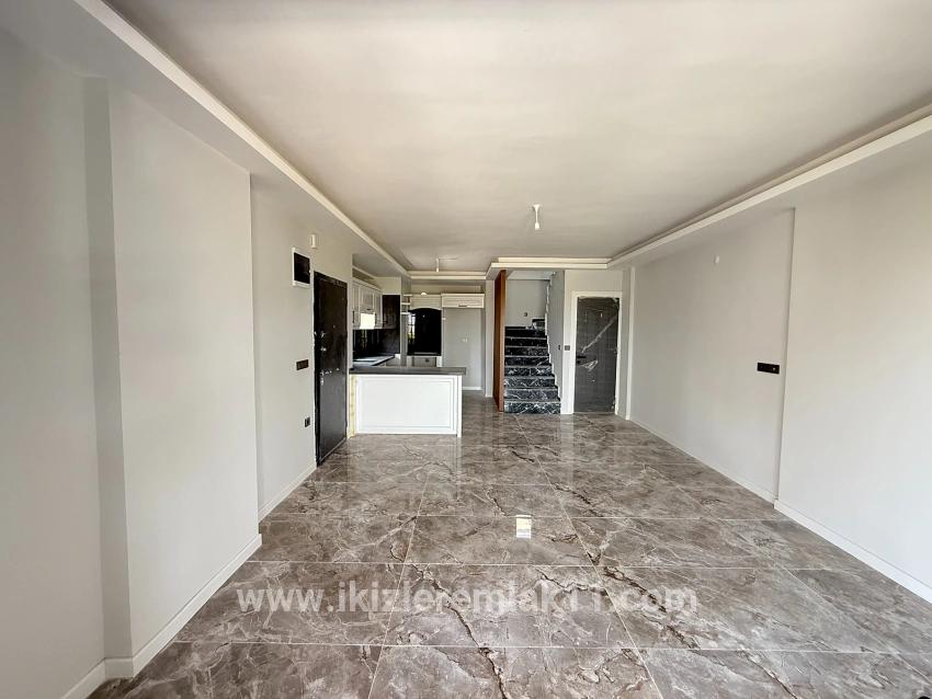 2+1 Bedroom Villa For sale in Atatürk Nbh. Seferihisar Doğanbey - 185 m²