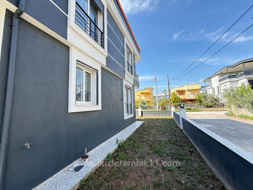 Single Detached 3+1 Duplex Villa On A 300 M2 Plot In Seferihisar Doğanbey