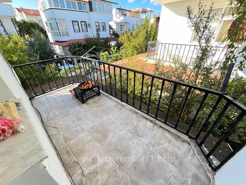 Detached 4+1 Duplex Villa For Sale In Seferihisar Doğanbey