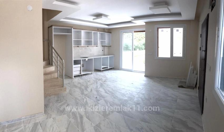 3+1 Brand New Detached Villa For Sale In Seferihisar Doğanbey