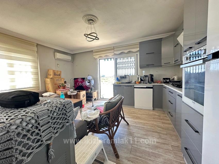 2+1 Apartment For Sale In Seferihisar Ürkmez Center, Close To The Sea