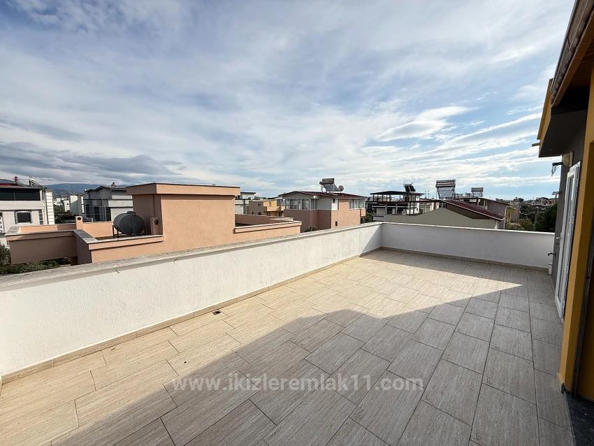 3 + 1 Brand New Villa With Large Garden For Sale In Seferihisar Doğanbey