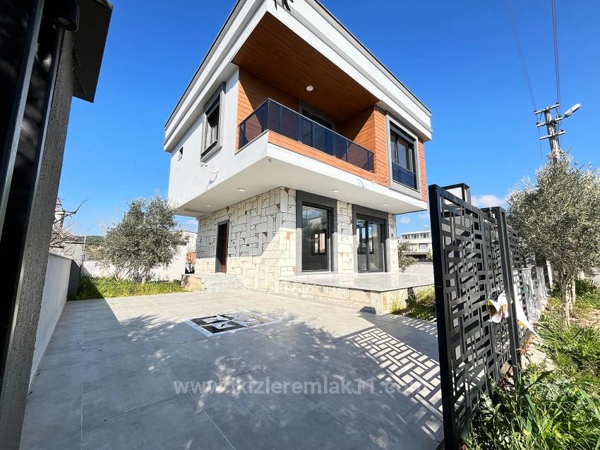 Brand New Detached 3+1 Spacious Villa For Sale In Ürkmez Doğanbey