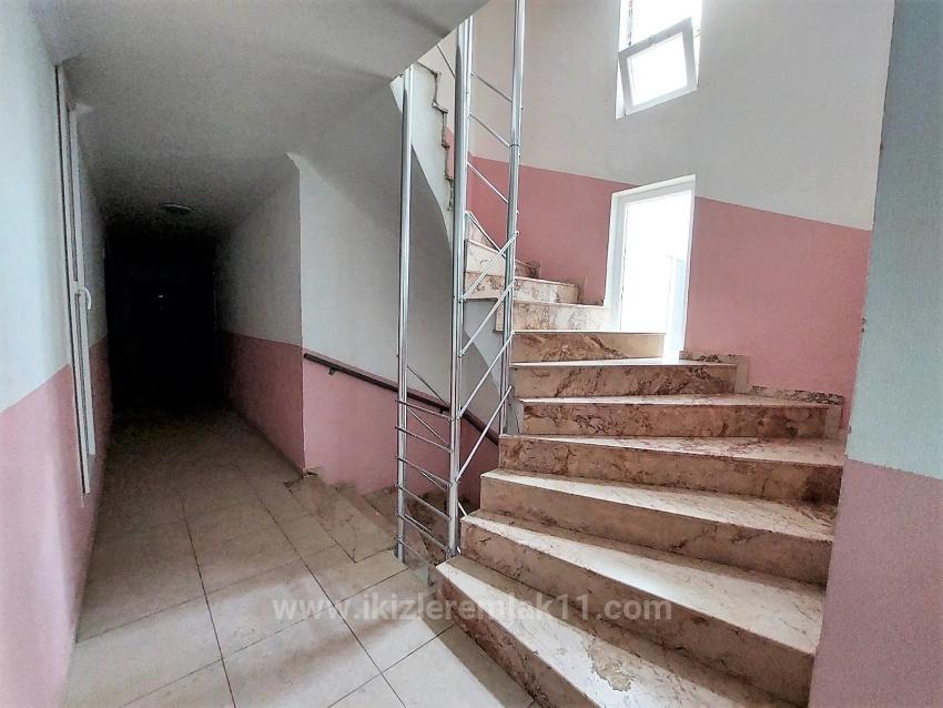 2+1 Apartment For Sale In Seferihisar Ürkmez Center, Separate Kitchen