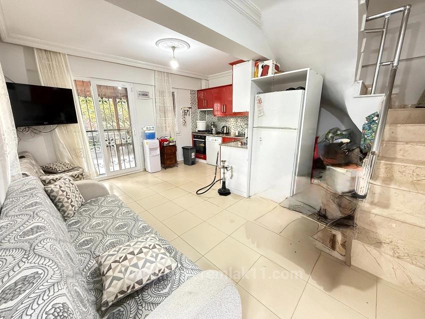 5+1 Bedroom Detached house For sale in Cumhuriyet Nbh. Seferihisar Doğanbey - 200 m²
