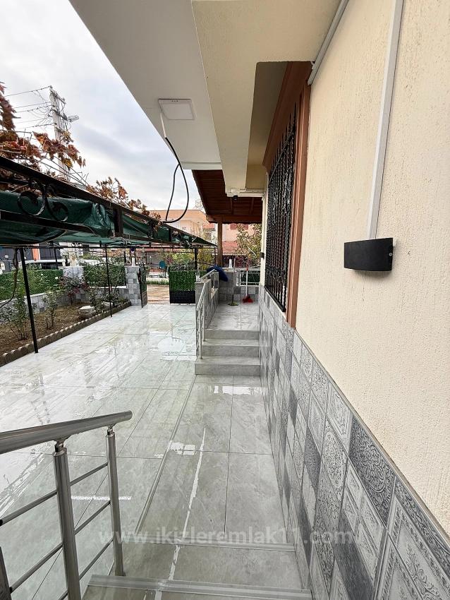 5+1 Duplex Villa With Spacious Garden For Sale In Doğanbey, Seferihisar