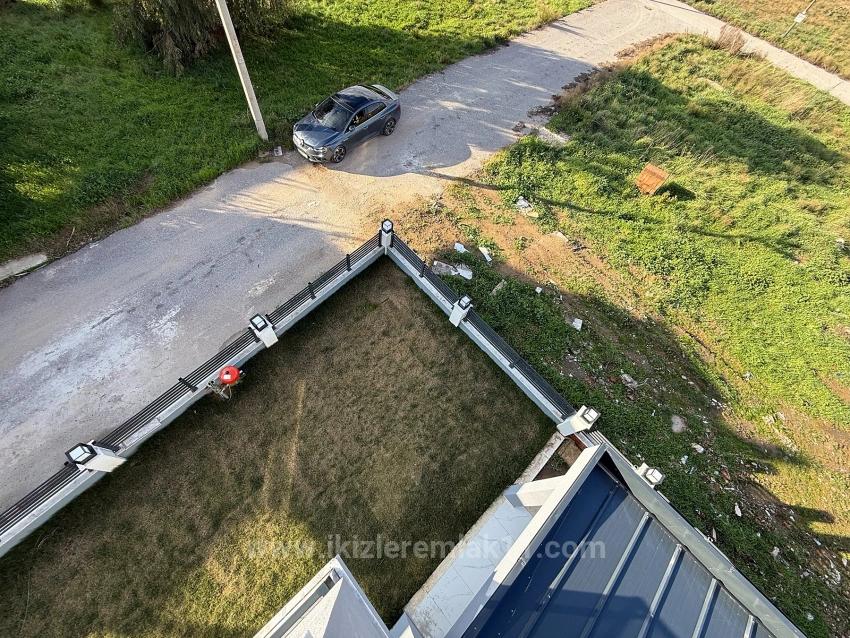 3+1 Duplex Villa With New Garden For Sale In Seferihisar Doğanbey