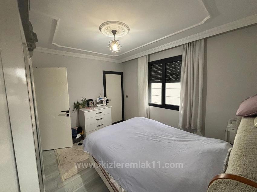 3+1 Duplex Cottage With Garden For Sale In Seferihisar Doğanbey