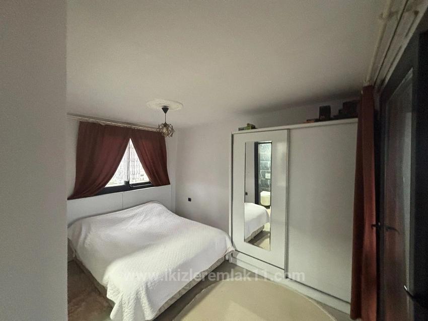 Seferihisar Doğanbey'de For Sale Garden 3+1 Expense-Free Duplex Summer House