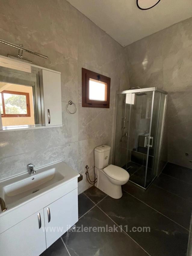 Prefabricated 2+1 Detached Summer House For Sale In Menderes Gümüldür, Within A 200 Square Meter Garden.