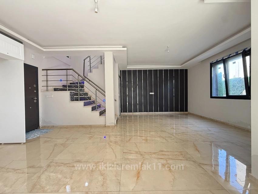 Brand New, Spacious Detached 4+1 Villa For Sale In Doğanbey, Seferihisar.