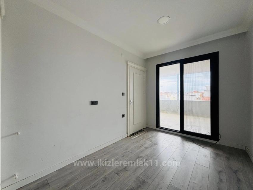 3+1 Duplex Villa For Sale In Seferihisar Doğanbey Center