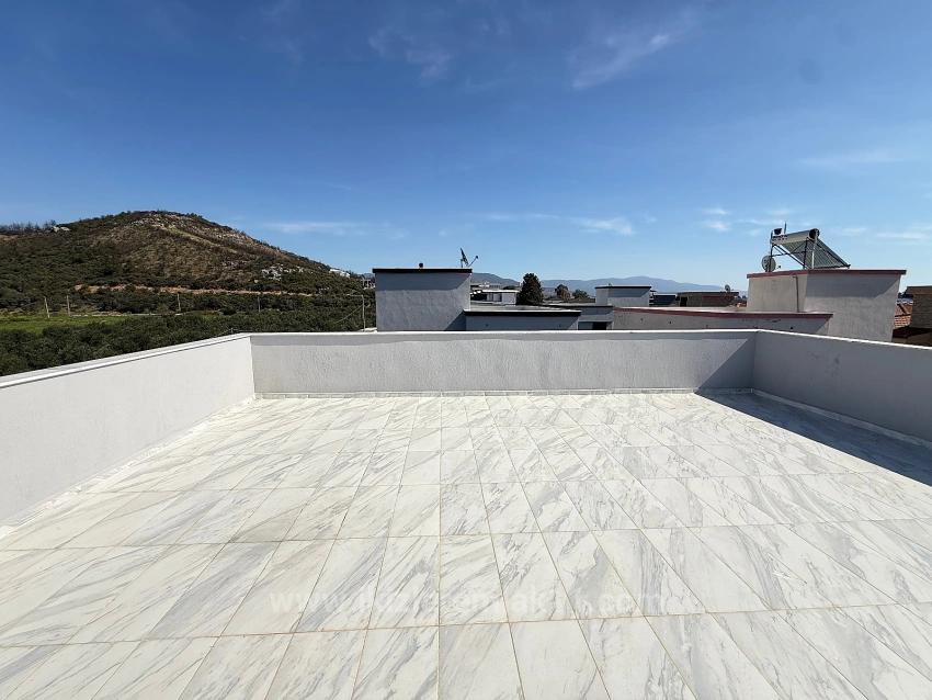 Single Detached 3+1 Villa With Large Garden For Sale In Seferihisar Doğanbey