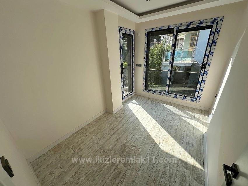 2+1 New Villa With Large Garden For Sale In Seferihisar Ürkmez