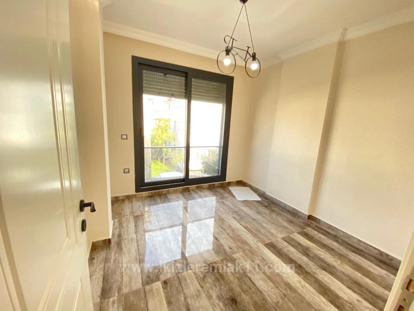 Detached 3+1 Ultra Luxury Villa By The Sea For Sale In Doğanbey