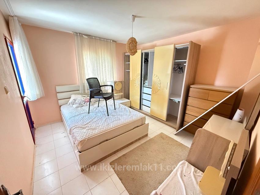 2+1 Mid-Floor Apartment For Sale In Seferihisar Ürkmez