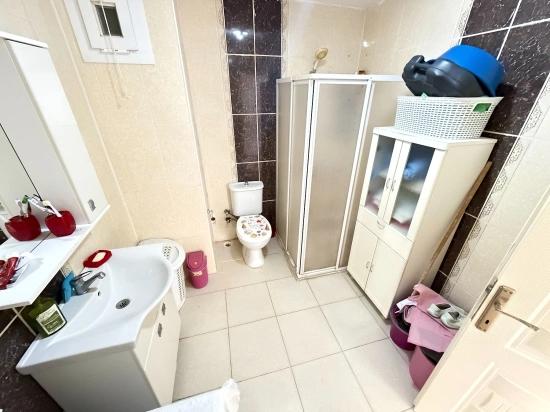 Spacious 2+1 Apartment For Sale On An Intermediate Floor In Ürkmez Center, Seferihisar