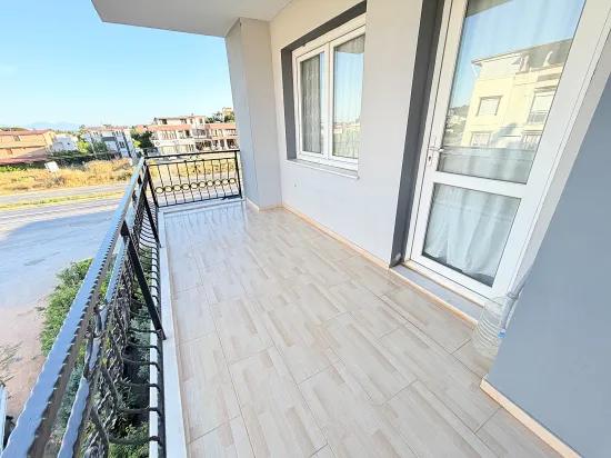 In Ürkmez, 400 M To The Sea, Separate Kitchen Double Balcony Spacious 2+1 Apartment