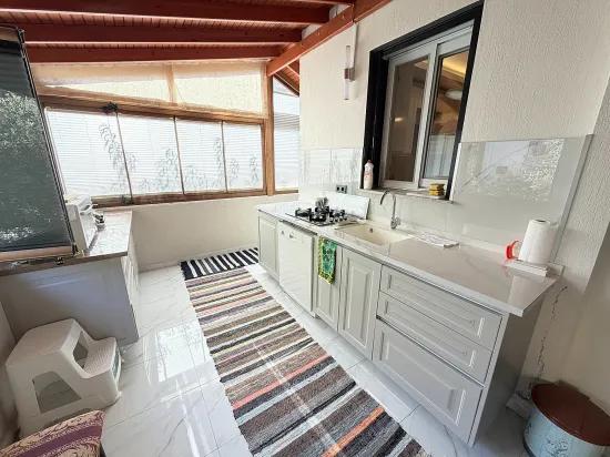 Ürkmez In Doğanbey Luxury-built, Spacious and Comfortable 3+1 Villa
