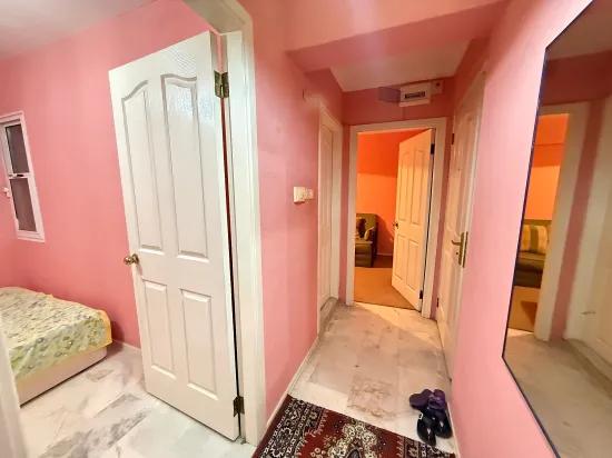 Seferihisar Ürkmez In the centre for sale 2 + 1 80 metre² apartment
