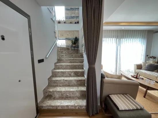 Seferihisar In Bengiler Sea Side, Pool Site For Sale 3+1 Duplex Flat!