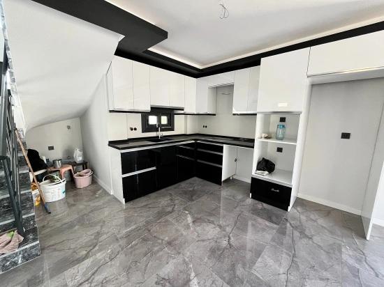 3+1 Detached Villa With A Parent's Bedroom In A 390 M2 Garden For Sale In Seferihisar Doganbey