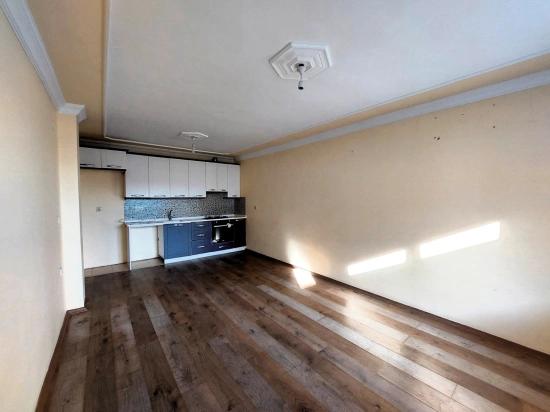 2+1 Middle Floor Flat For Sale In Seferihisar Ürkmez Center