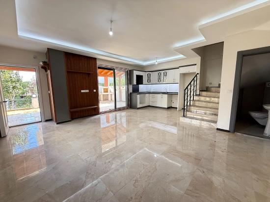 3+1 Villa With A Brand New Garden For Sale In Seferihisar Doğanbey, Close To The Sea