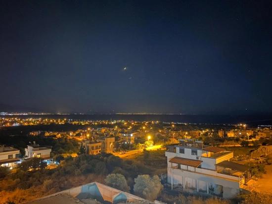 3+1 Detached Villa With Sea View And Pool For Sale In Seferihisar Doğanbey