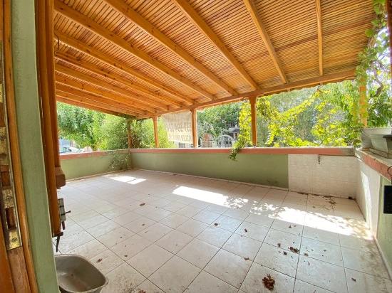 1+1 Seaside For Sale In Seferihisar Ürkmez. 85 M2 Flat