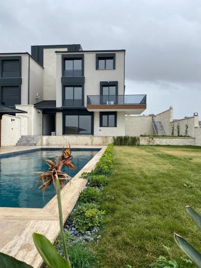 750 Square Meters 4 + 2 Private Pool Luxury Villa For Sale In Izmir Seferihisar Düzce
