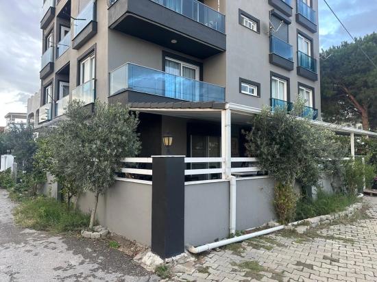 2+1 Ground Floor Apartment For Sale In Seferihisar Doğanbey, 200 M From The Sea