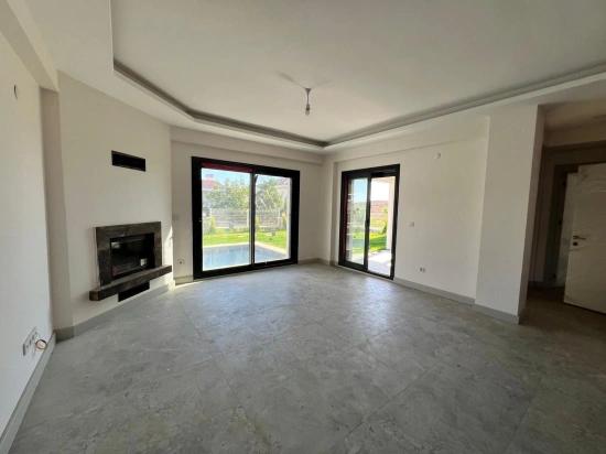 4+1 Villa With Private Pool And Luxury Fireplace For Sale In Seferihisar Akarca