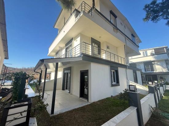 2+1 Brand New Duplex Summer House With Garden For Sale In Payamlı, Seferihisar