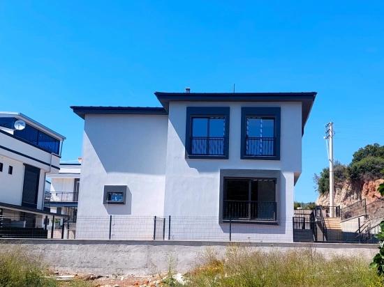 Brand New 2+1 Duplex Villa With Garden For Sale In Payamlı, Seferihisar.
