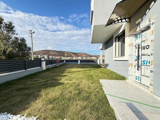 3+1 Duplex Villa With New Garden For Sale In Seferihisar Doğanbey