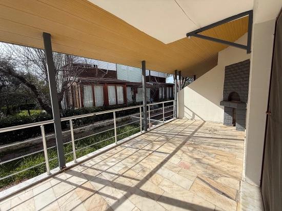3+1 Duplex Villa For Sale By The Sea In Seferihisar Doğanbey