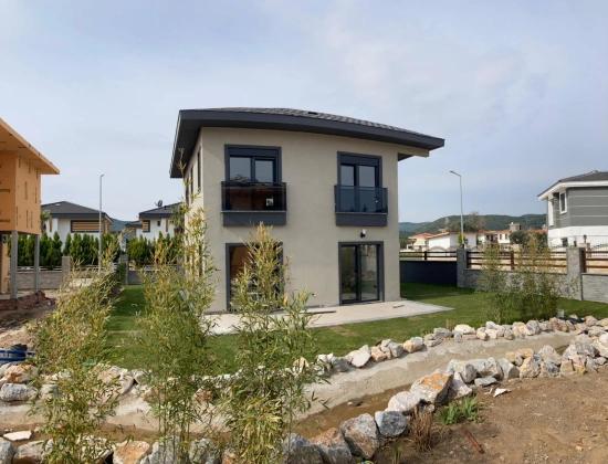 3+1 Duplex Villa With Spacious Garden For Sale In Doğanbey, Seferihisar