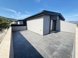 3+1 Bedroom Villa For Sale in Cumhuriyet Nbh. Seferihisar Doğanbey - 160 m²