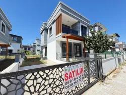 3+1 Bedroom Villa For Sale in Cumhuriyet Nbh. Seferihisar Doğanbey - 300 m²
