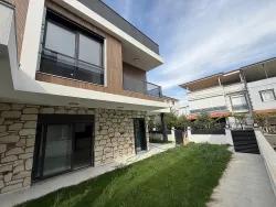 3+1 Bedroom Summerhouse For sale in Cumhuriyet Nbh. Seferihisar Doğanbey - 180 m²