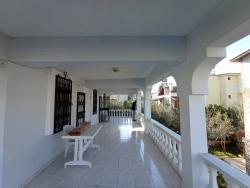 6+1 Bedroom Detached House For Sale in Cumhuriyet Nbh. Seferihisar Doğanbey - 200 m²