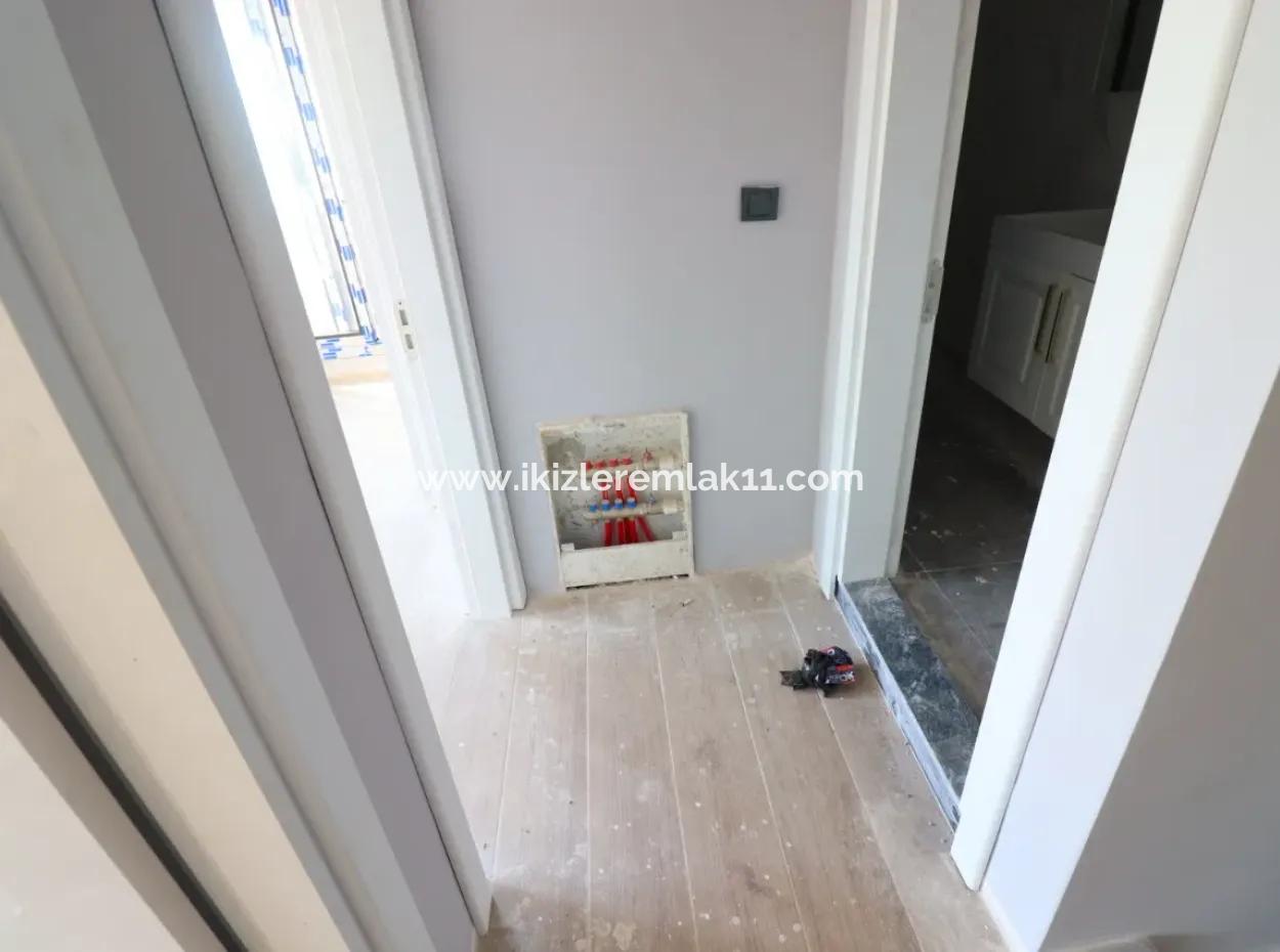 From Gemini To The Sea For Sale 500M Luxury With Large Garden 3 1 Summer House