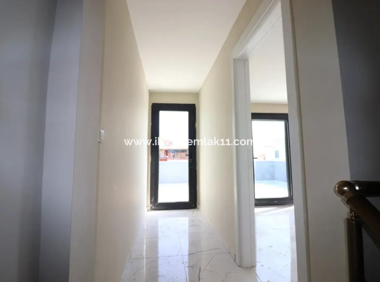 Seferihisar Ürkmez De Sale Detached 3 1 Villa