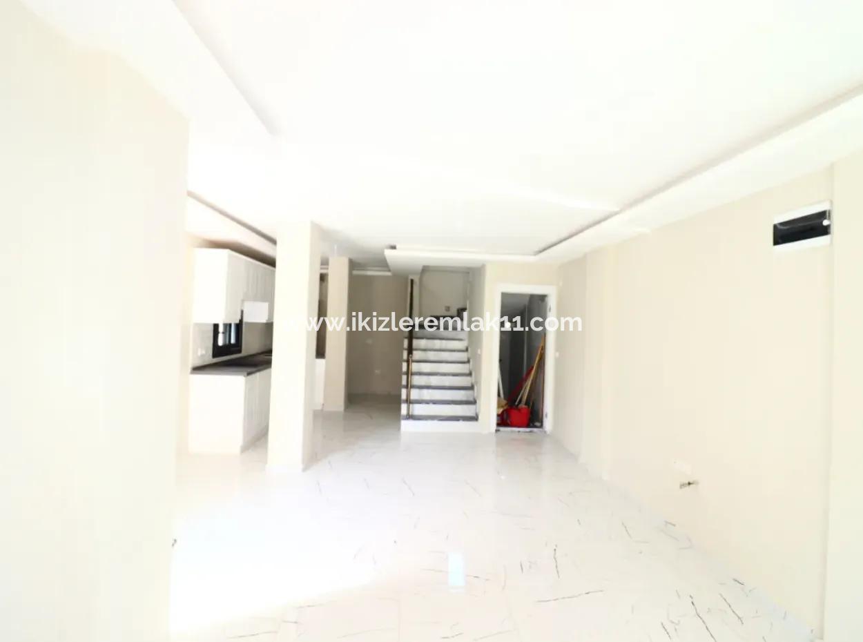 Seferihisar Ürkmez De Sale Detached 3 1 Villa