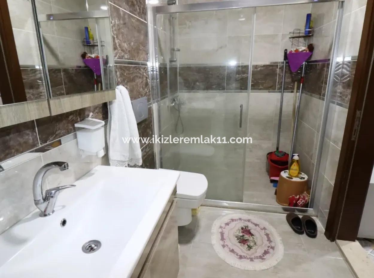 Seferihisar Ürkmez Center For Emergency Sale 2 1 90M2 Luxury Apartment