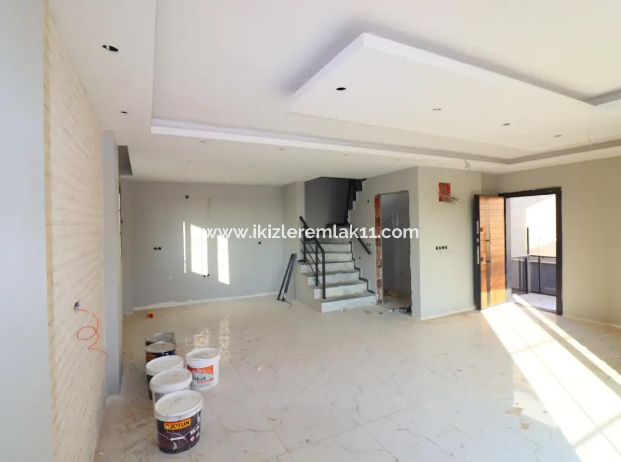 Seferihisar Ürkmez For Sale 3 1 Summer House With Zero Large Garden