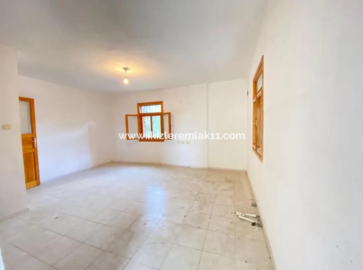 1 1 Apartment In Seferihisar Ürkmez Center Close To The Sea