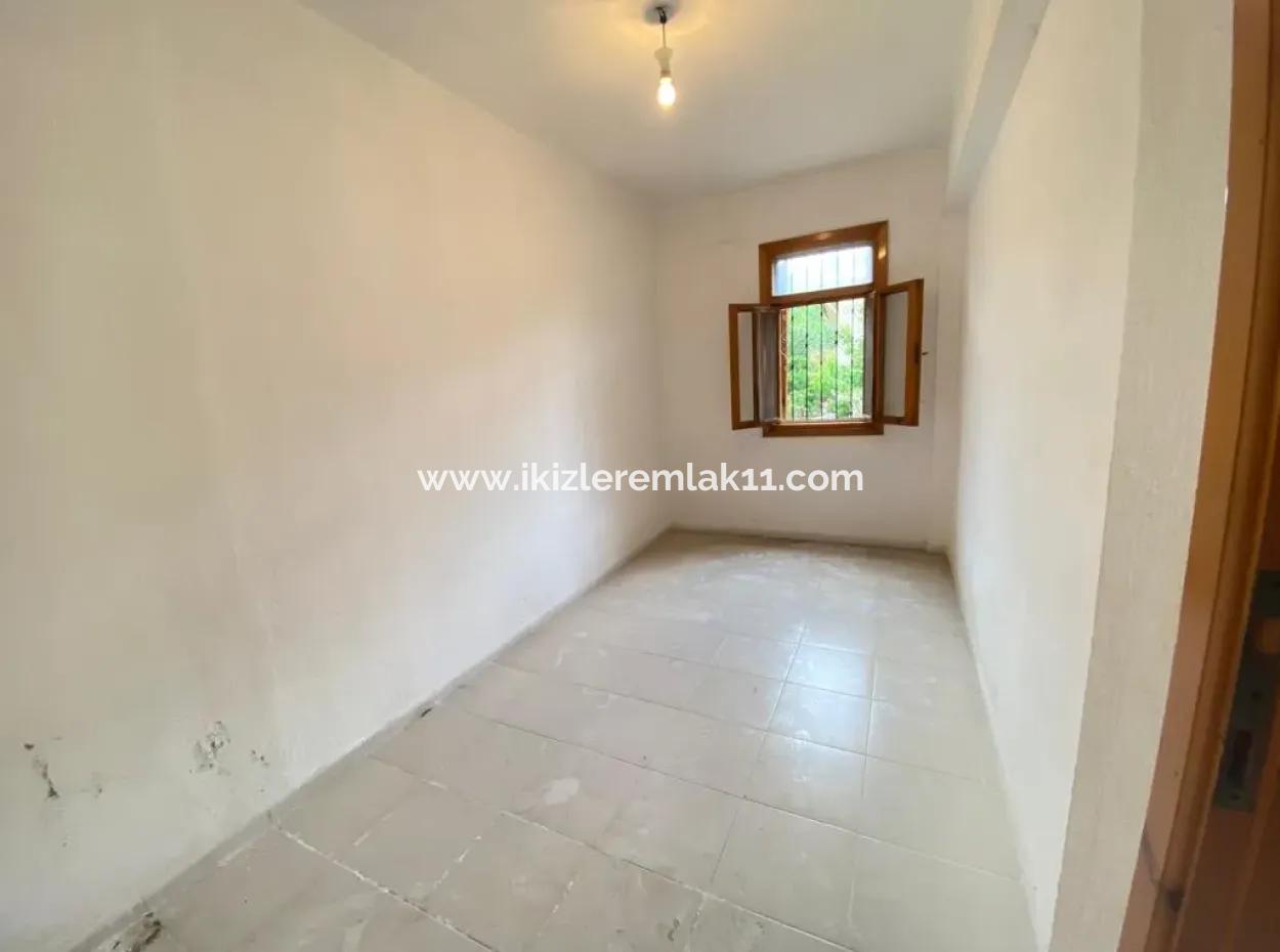 1 1 Apartment In Seferihisar Ürkmez Center Close To The Sea