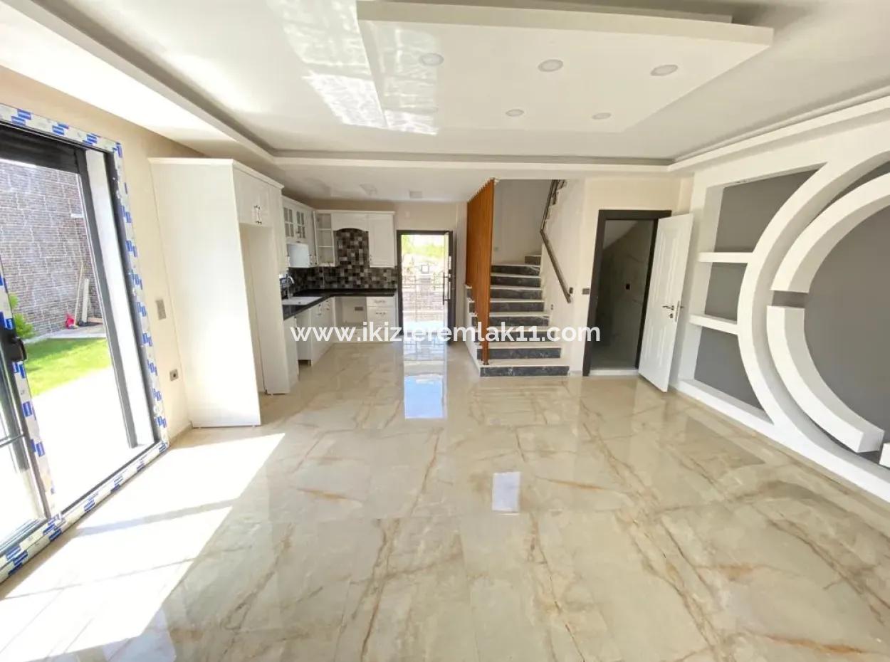 Seferihisar Doğanbey For Sale Zero Detached 2 1 Villa Cottage